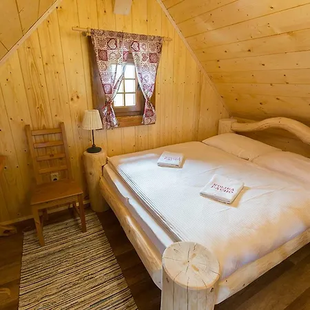 Koliba Pacho - Zrub Evka Apartamento Prievidza